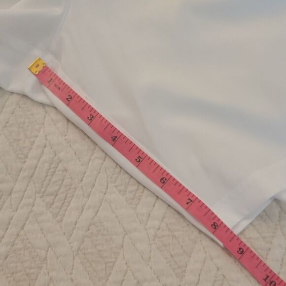 EUC Fila Modern Fit Short White Size L - Picture 8 of 9